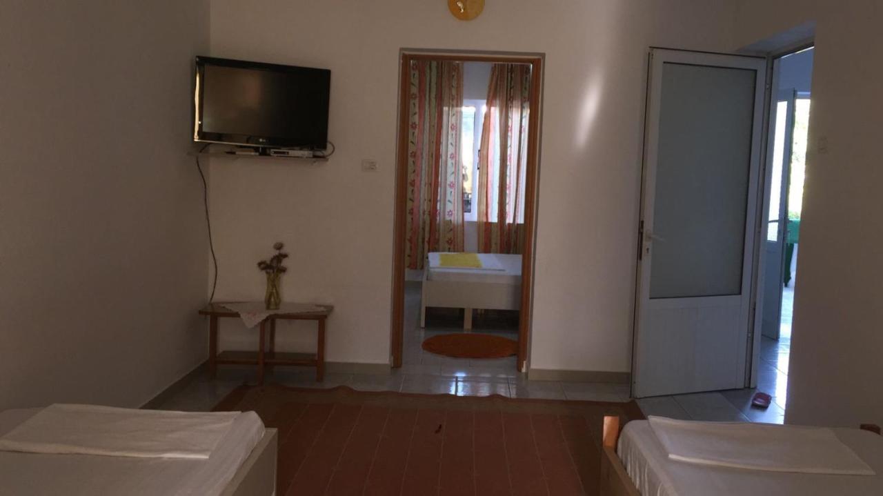 דירות Vlorë Cosyy House מראה חיצוני תמונה